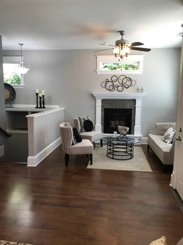 1701 Lowry Avenue NE Minneapolis, MN 55418