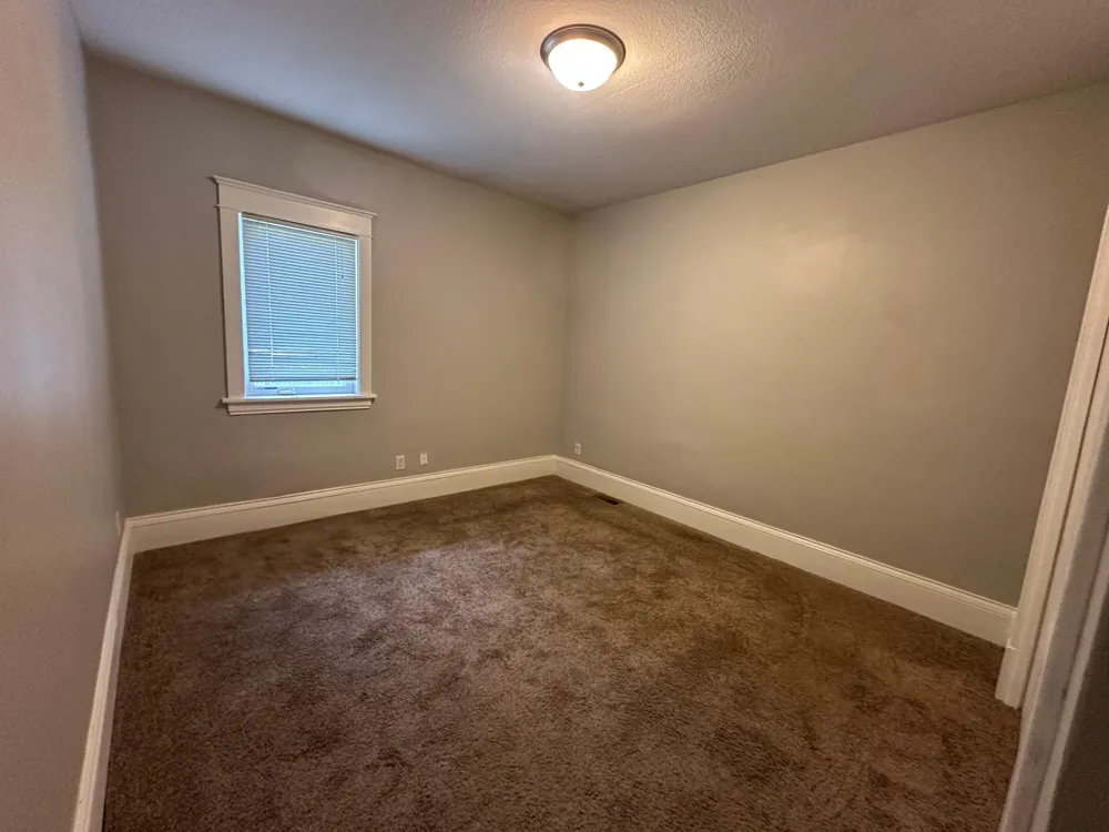 1701 Lowry Avenue NE Minneapolis, MN 55418