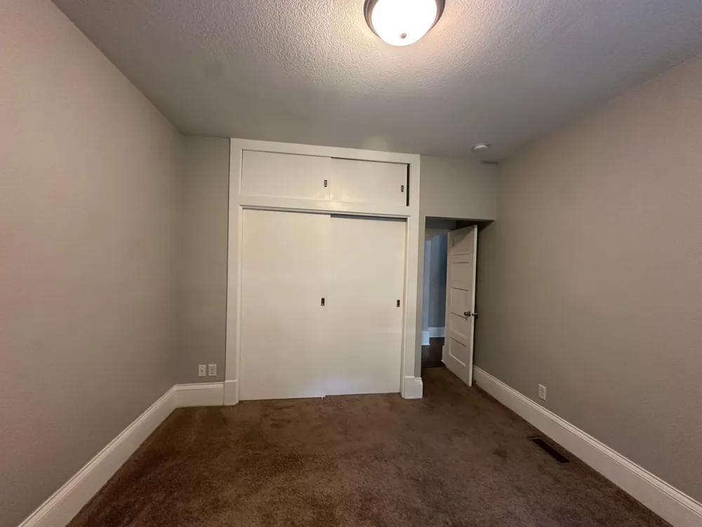 1701 Lowry Avenue NE Minneapolis, MN 55418