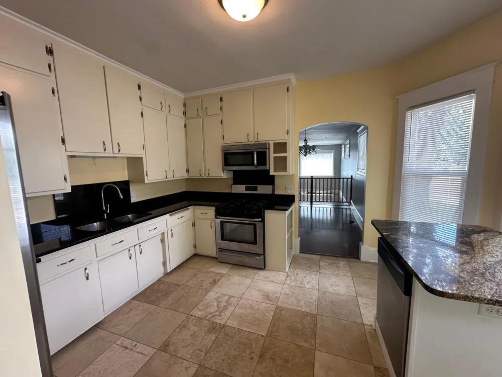 1701 Lowry Avenue NE Minneapolis, MN 55418