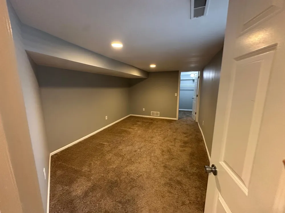 1701 Lowry Avenue NE Minneapolis, MN 55418