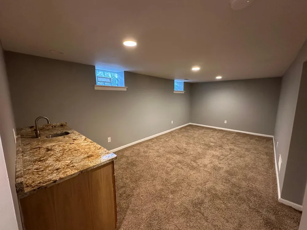 1701 Lowry Avenue NE Minneapolis, MN 55418