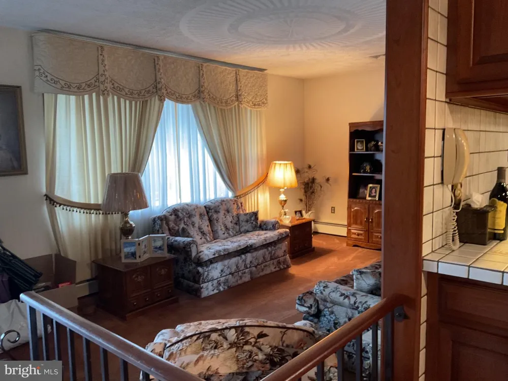 320 S THIRD STREET Frackville, PA 17931