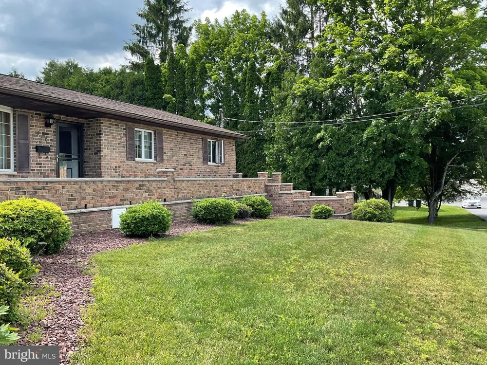 320 S THIRD STREET Frackville, PA 17931
