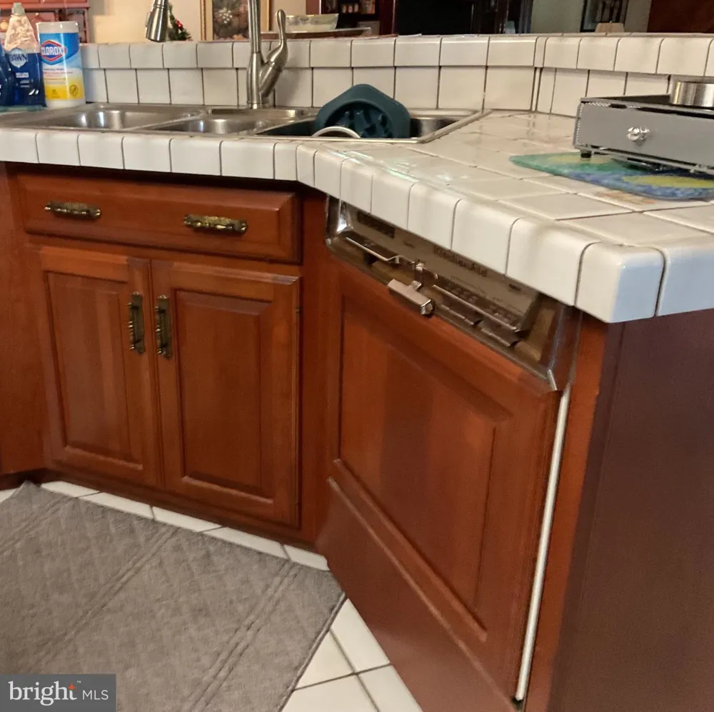 320 S THIRD STREET Frackville, PA 17931