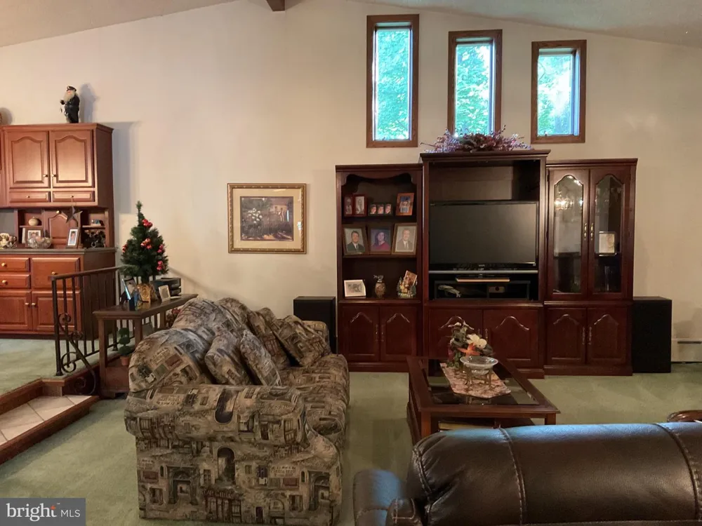 320 S THIRD STREET Frackville, PA 17931