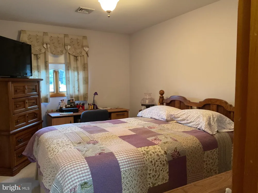 320 S THIRD STREET Frackville, PA 17931