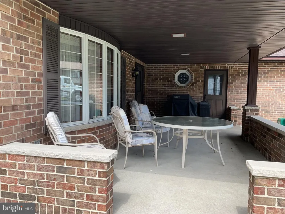 320 S THIRD STREET Frackville, PA 17931