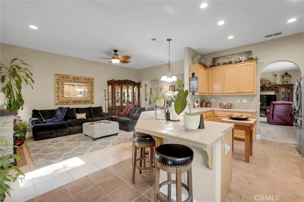 12165 Pheasant Run Chowchilla, CA 93610