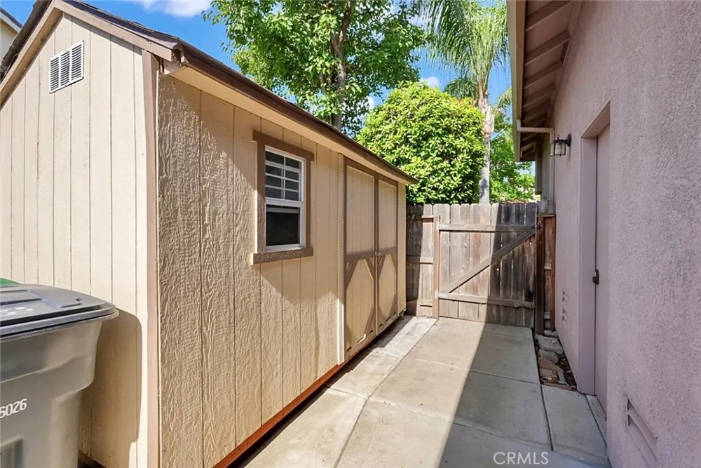 12165 Pheasant Run Chowchilla, CA 93610