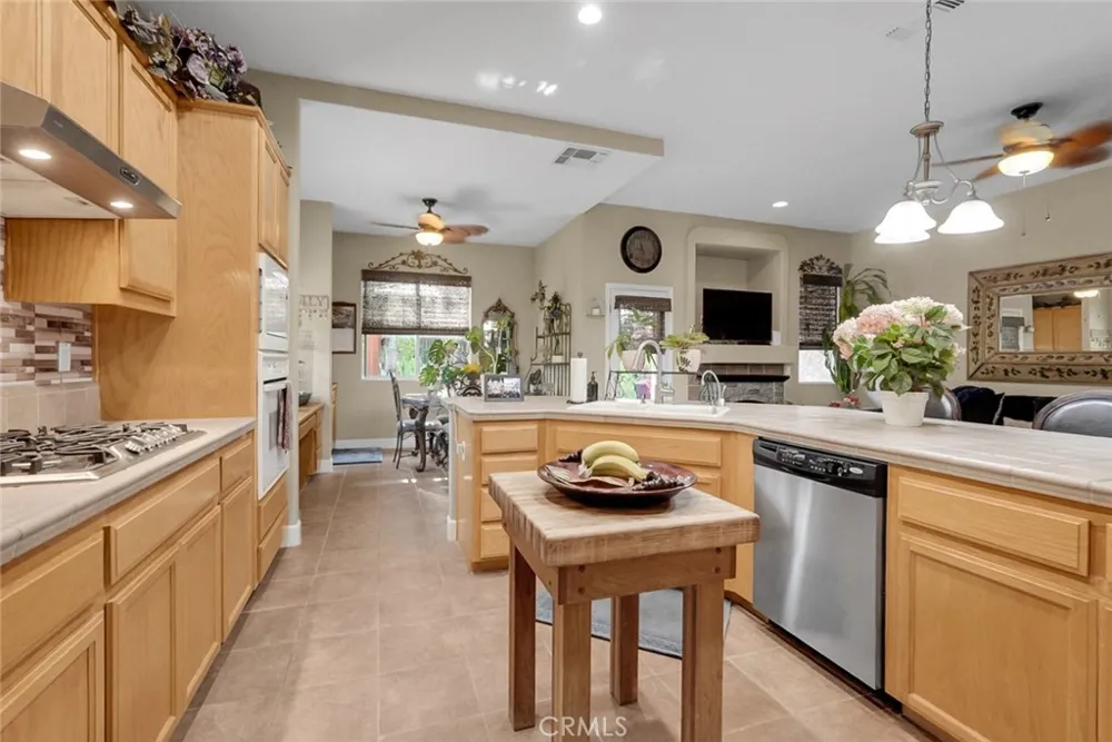 12165 Pheasant Run Chowchilla, CA 93610