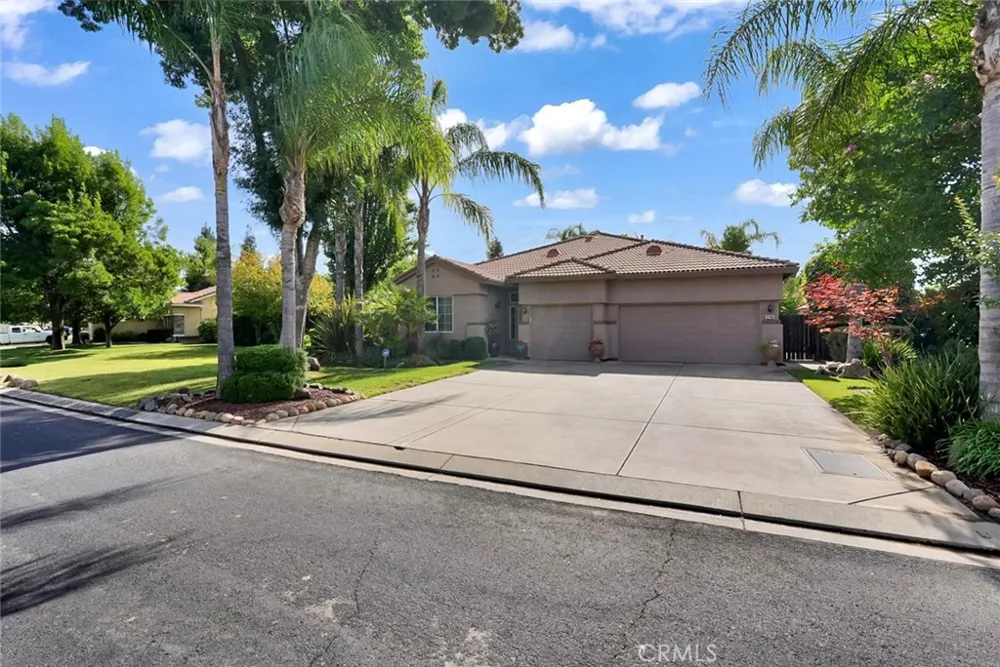 12165 Pheasant Run Chowchilla, CA 93610
