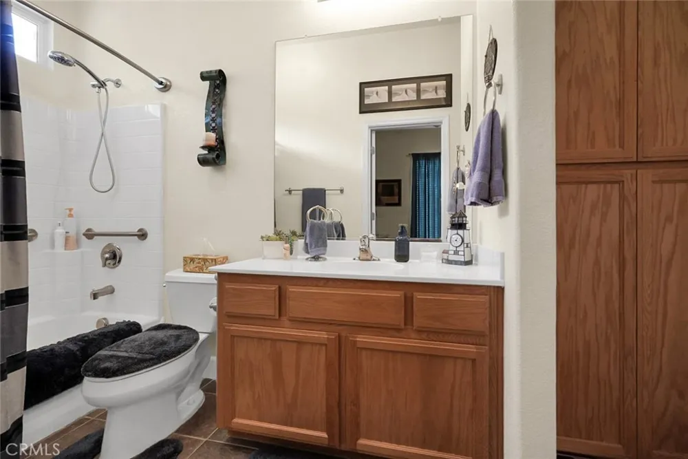 12165 Pheasant Run Chowchilla, CA 93610