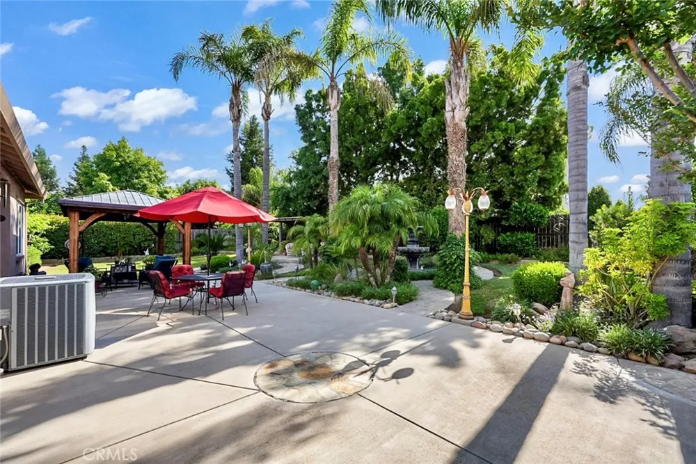 12165 Pheasant Run Chowchilla, CA 93610