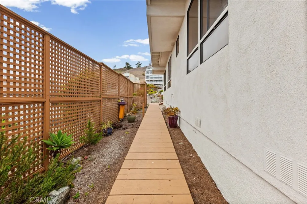 2610 Richard Avenue Cayucos, CA 93430