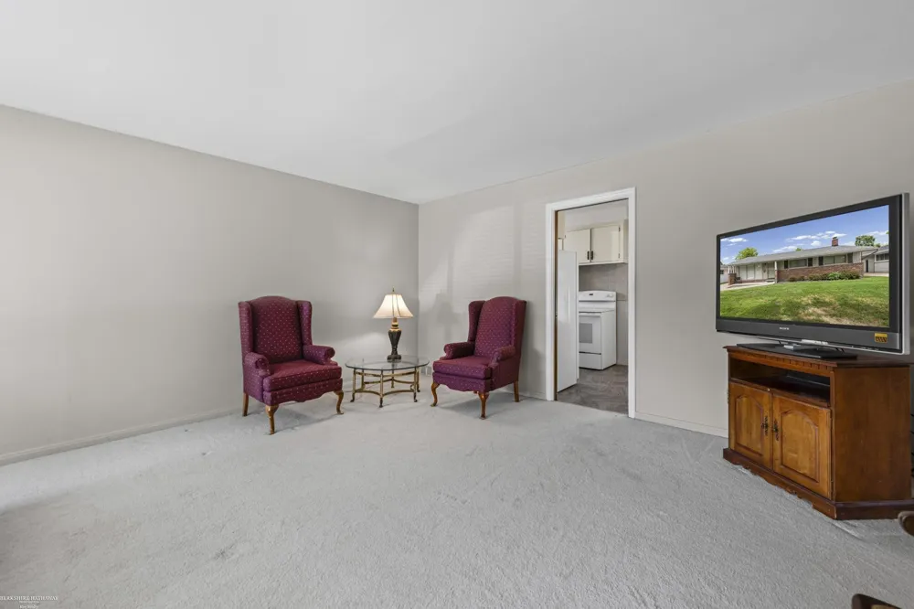 22943 Edgewood Street St Clair Shores City, MI 48080