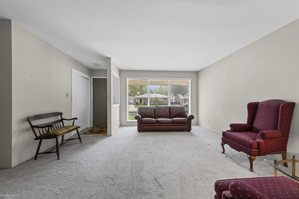 22943 Edgewood Street St Clair Shores City, MI 48080
