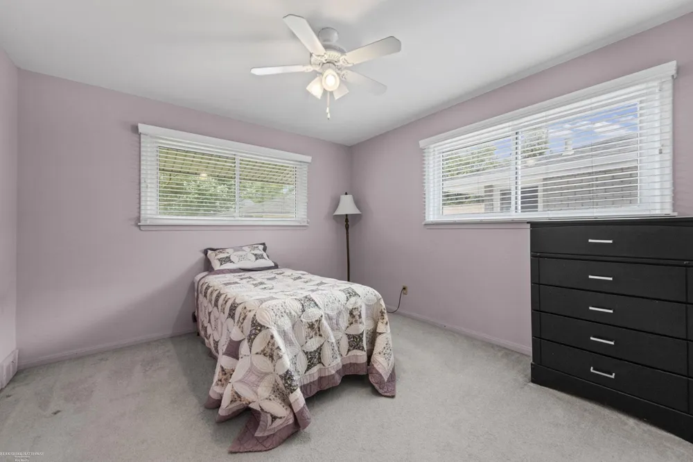 22943 Edgewood Street St Clair Shores City, MI 48080