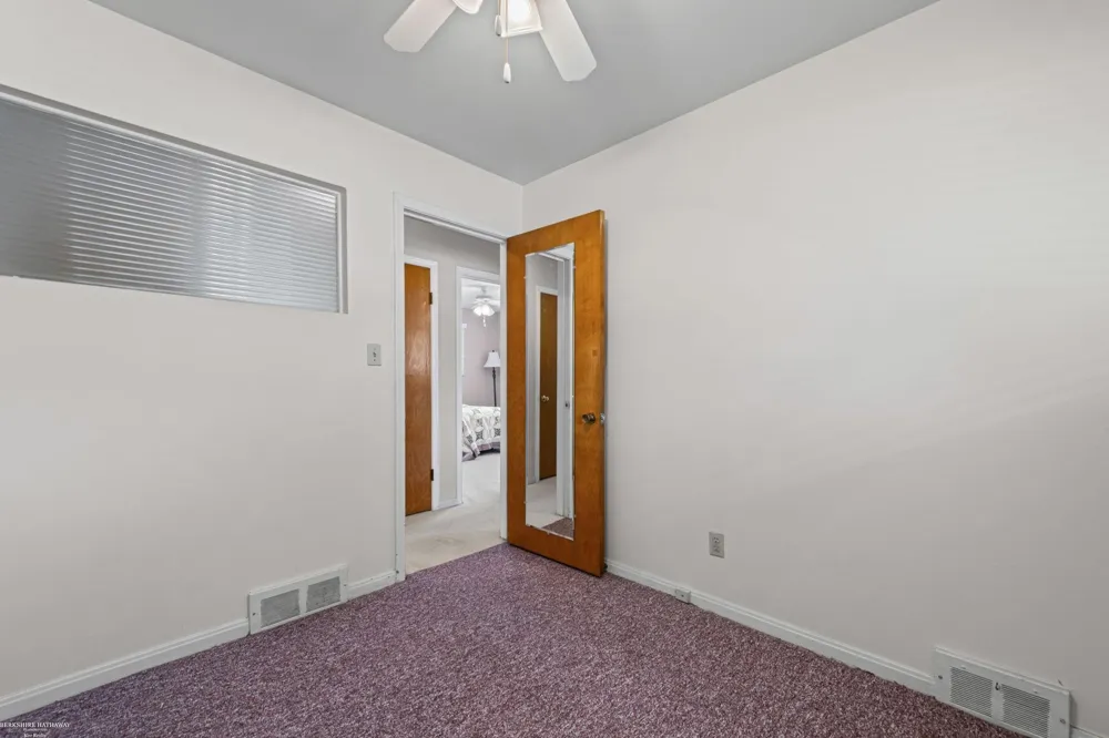 22943 Edgewood Street St Clair Shores City, MI 48080