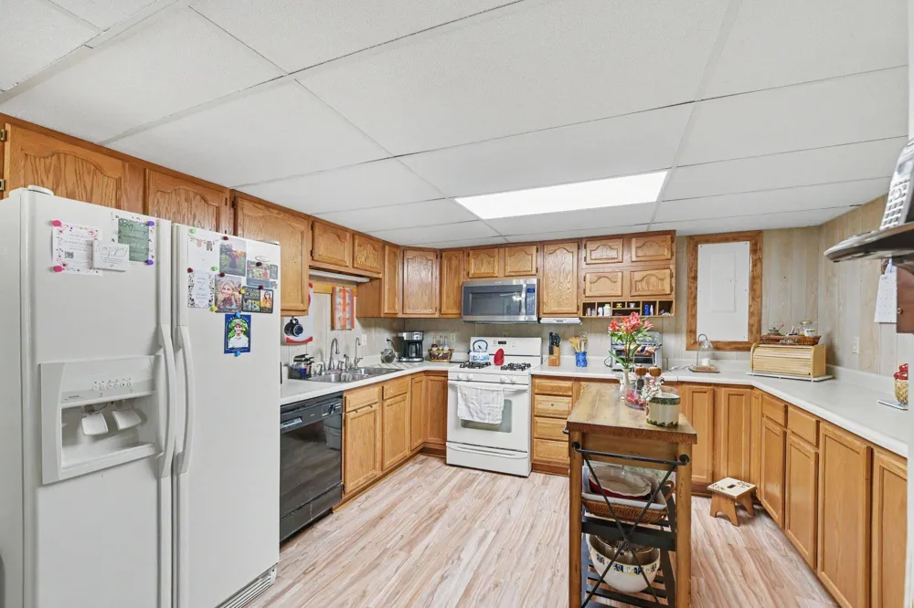 5218 Mitchell Road Central Lake Township, MI 49622