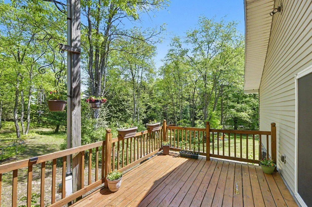 5218 Mitchell Road Central Lake Township, MI 49622