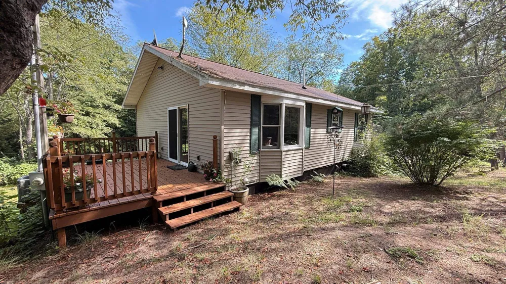 5218 Mitchell Road Central Lake Township, MI 49622