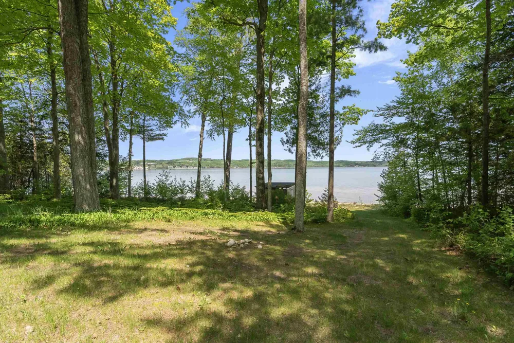 737 S Stony Point Road Suttons Bay Township, MI 49682