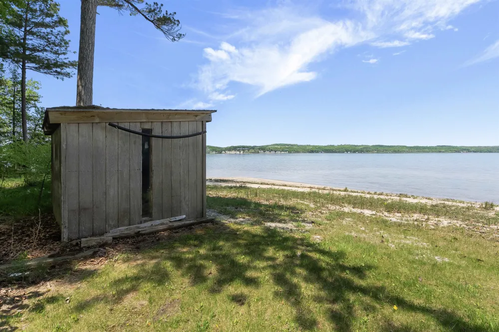 737 S Stony Point Road Suttons Bay Township, MI 49682