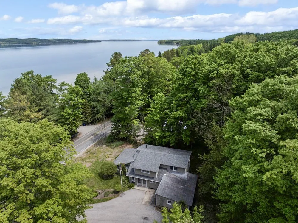 737 S Stony Point Road Suttons Bay Township, MI 49682