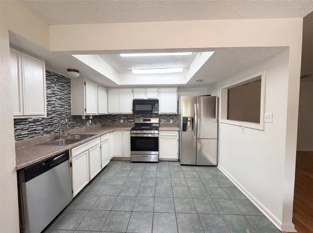 1803 Frontier Trail Round Rock, TX 78681