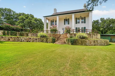 3438 Indian Trail