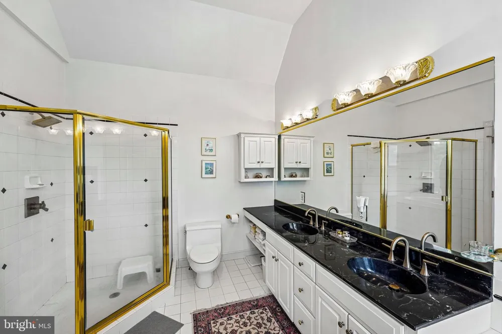 280 SKY LINE DRIVE Easton, PA 18042