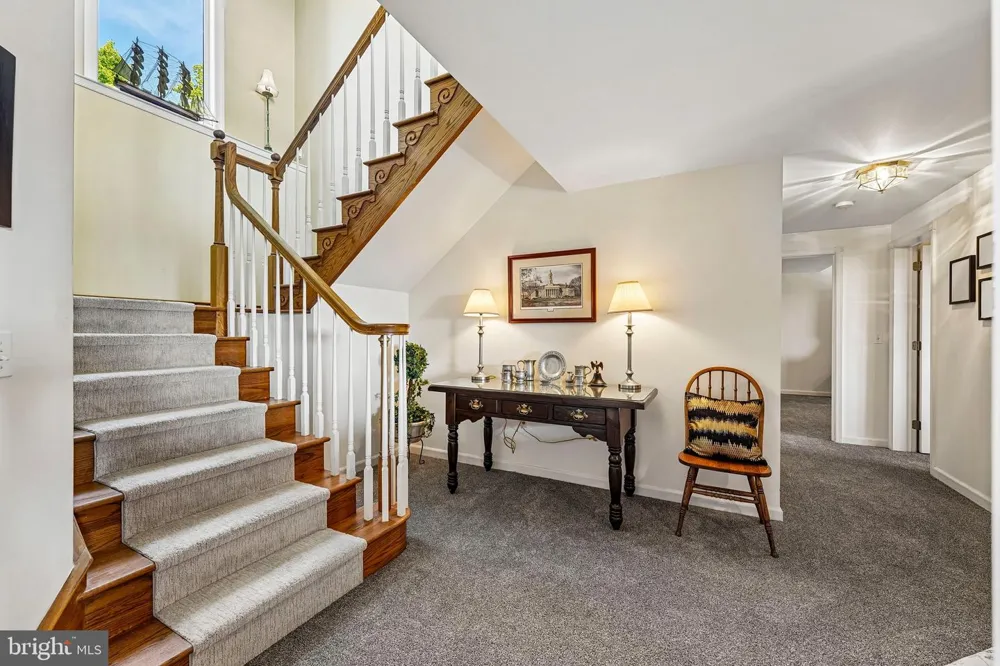 280 SKY LINE DRIVE Easton, PA 18042