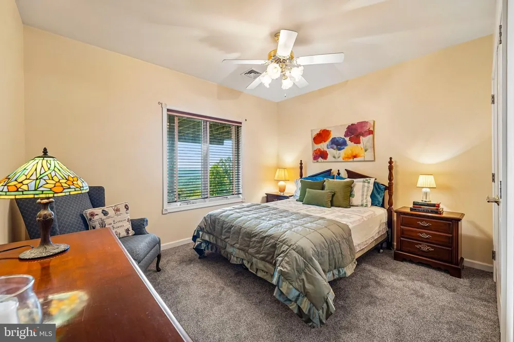 280 SKY LINE DRIVE Easton, PA 18042