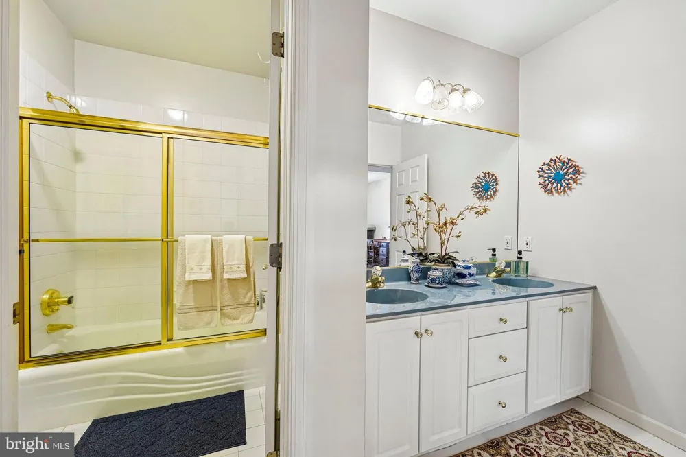 280 SKY LINE DRIVE Easton, PA 18042