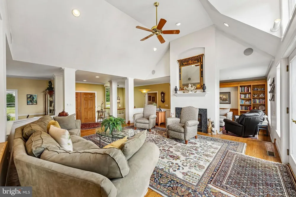 280 SKY LINE DRIVE Easton, PA 18042