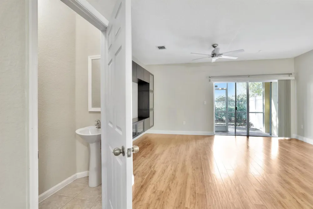 6527 Catalina Lane Tamarac, FL 33321