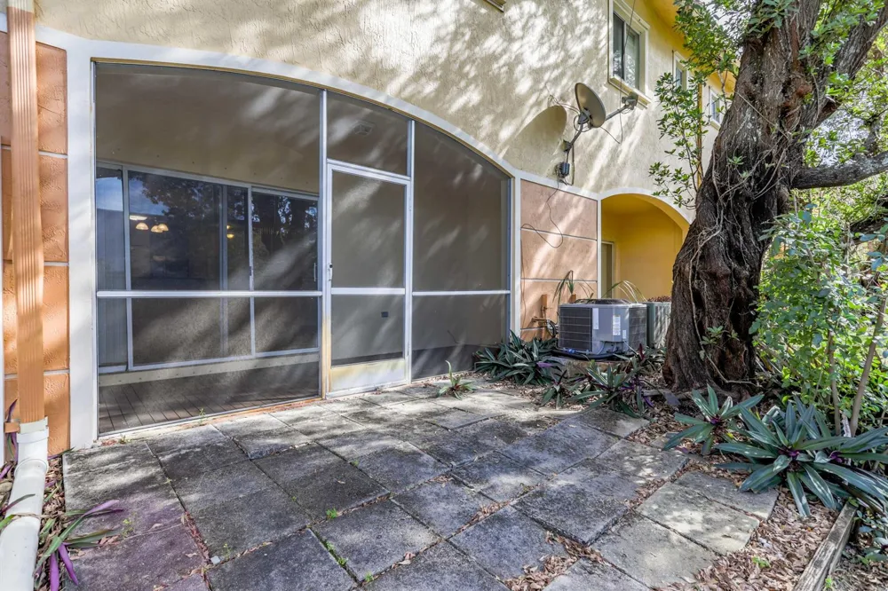 6527 Catalina Lane Tamarac, FL 33321