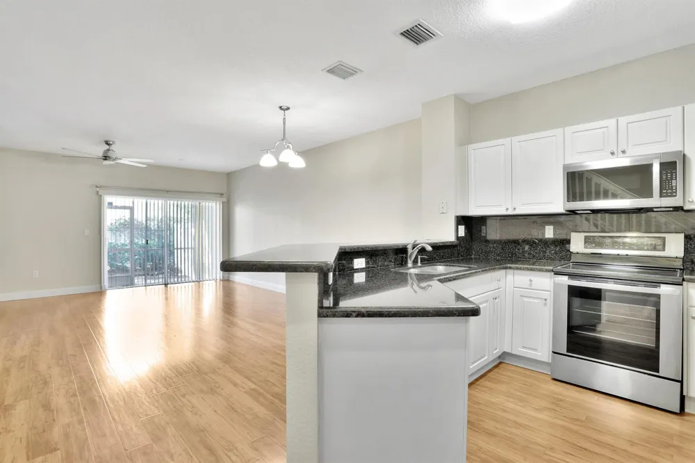 6527 Catalina Lane Tamarac, FL 33321