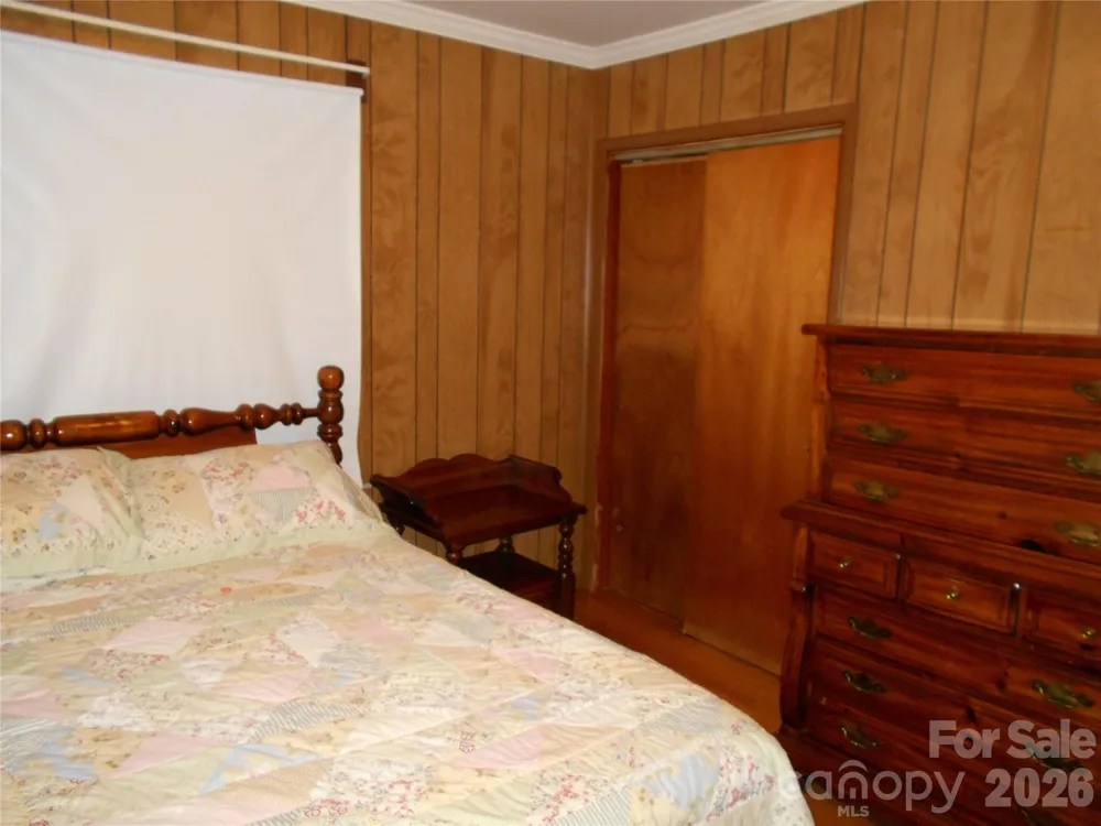 18 Herron Street Black Mountain, NC 28711