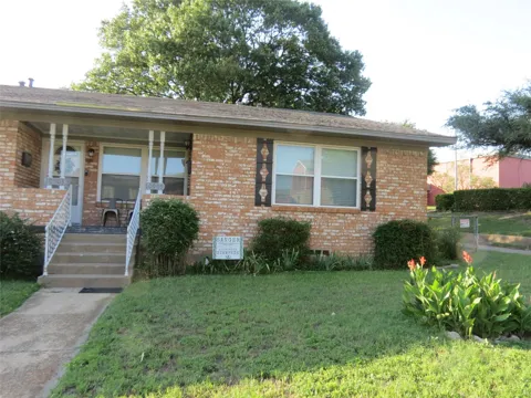 10905 Lake Gardens Drive