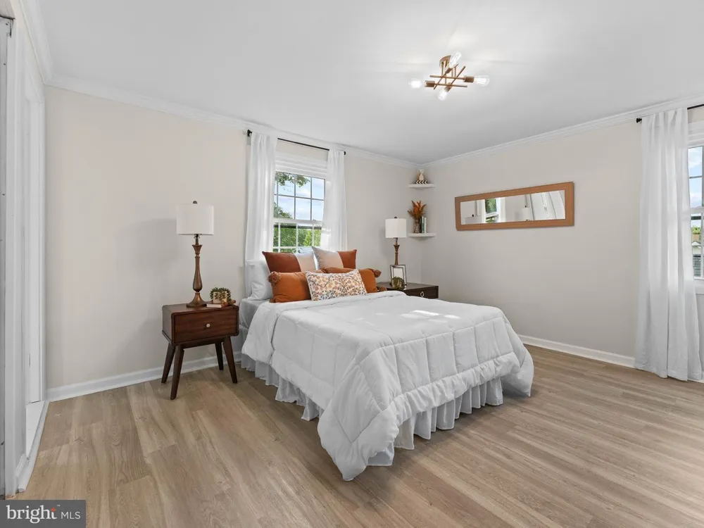 60 PINAFORE LANE Willingboro, NJ 08046