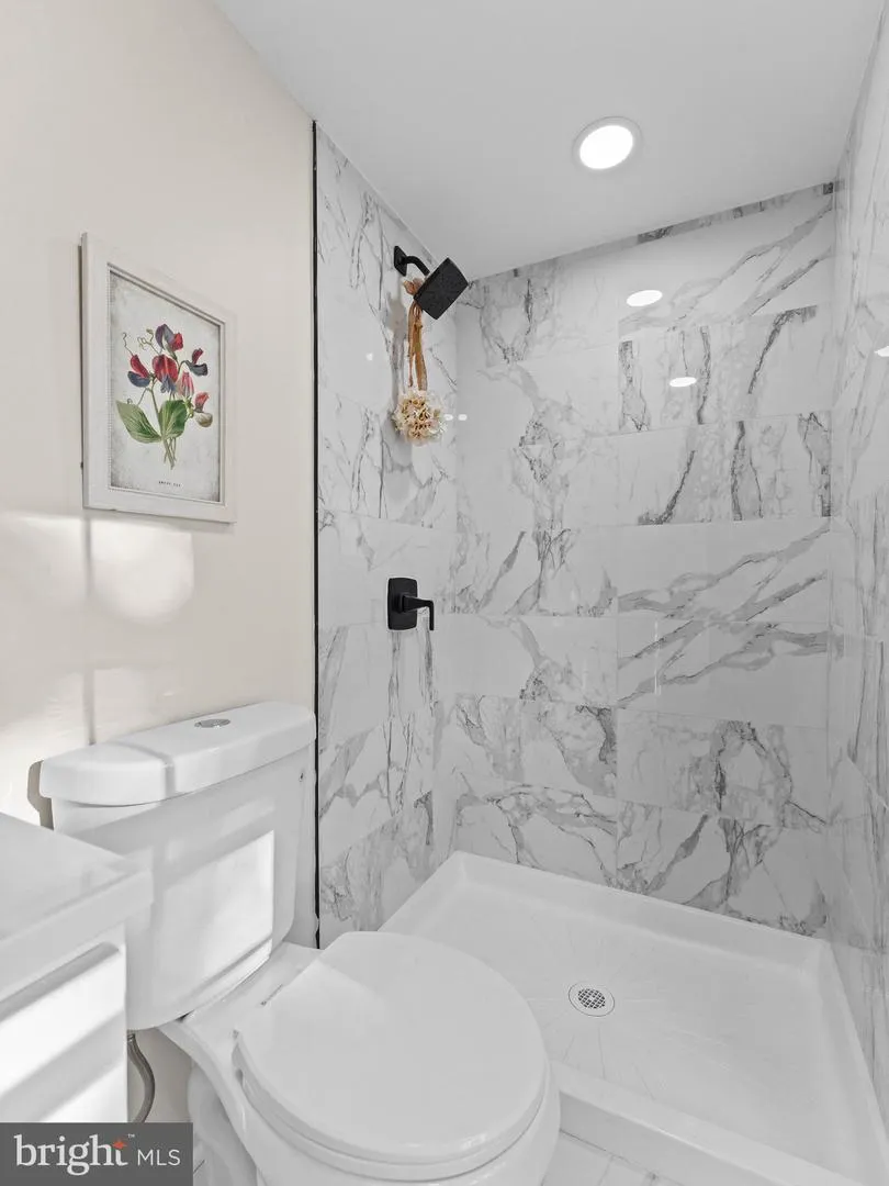 60 PINAFORE LANE Willingboro, NJ 08046