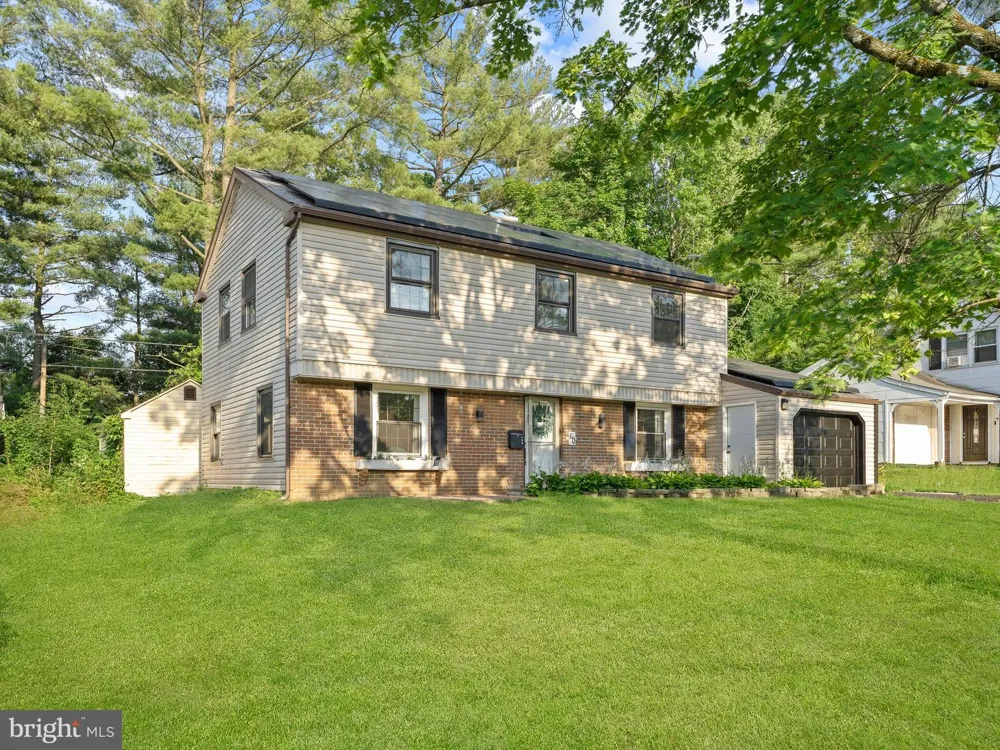 60 PINAFORE LANE Willingboro, NJ 08046