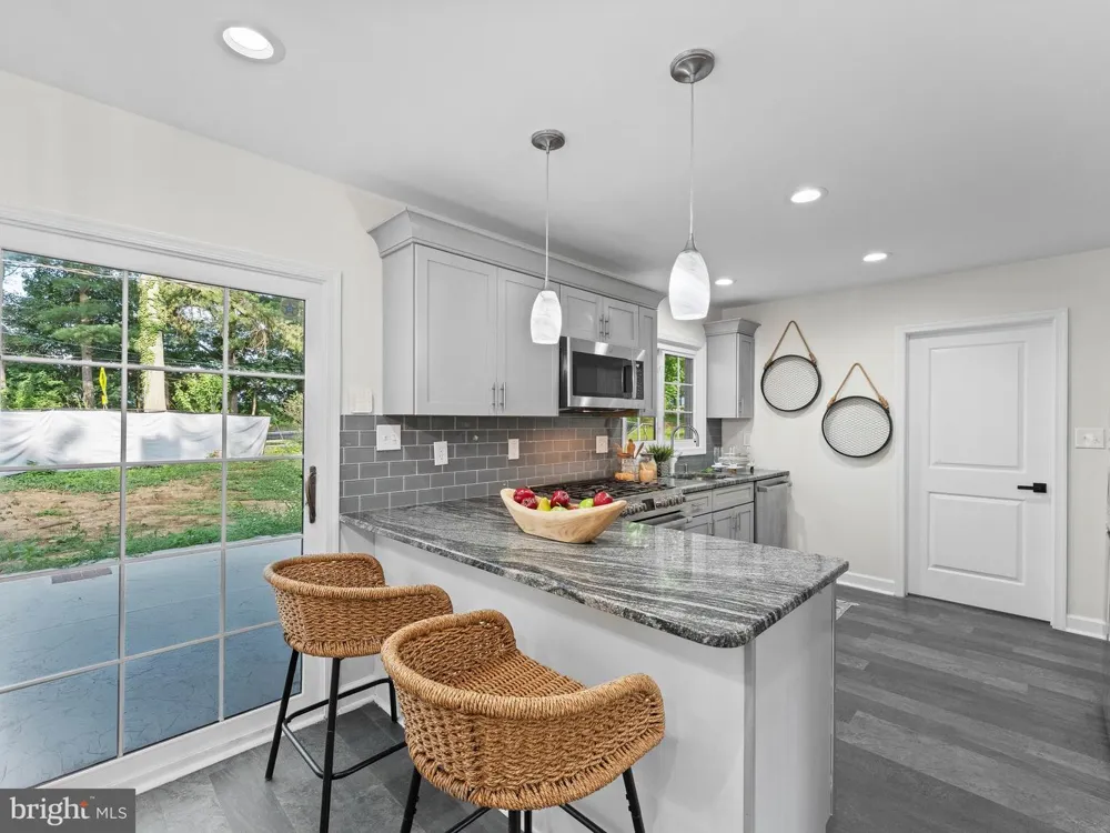 60 PINAFORE LANE Willingboro, NJ 08046