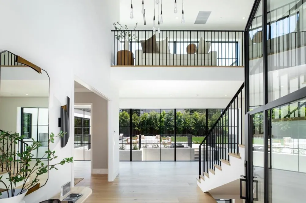97 Santiago Avenue Atherton, CA 94027