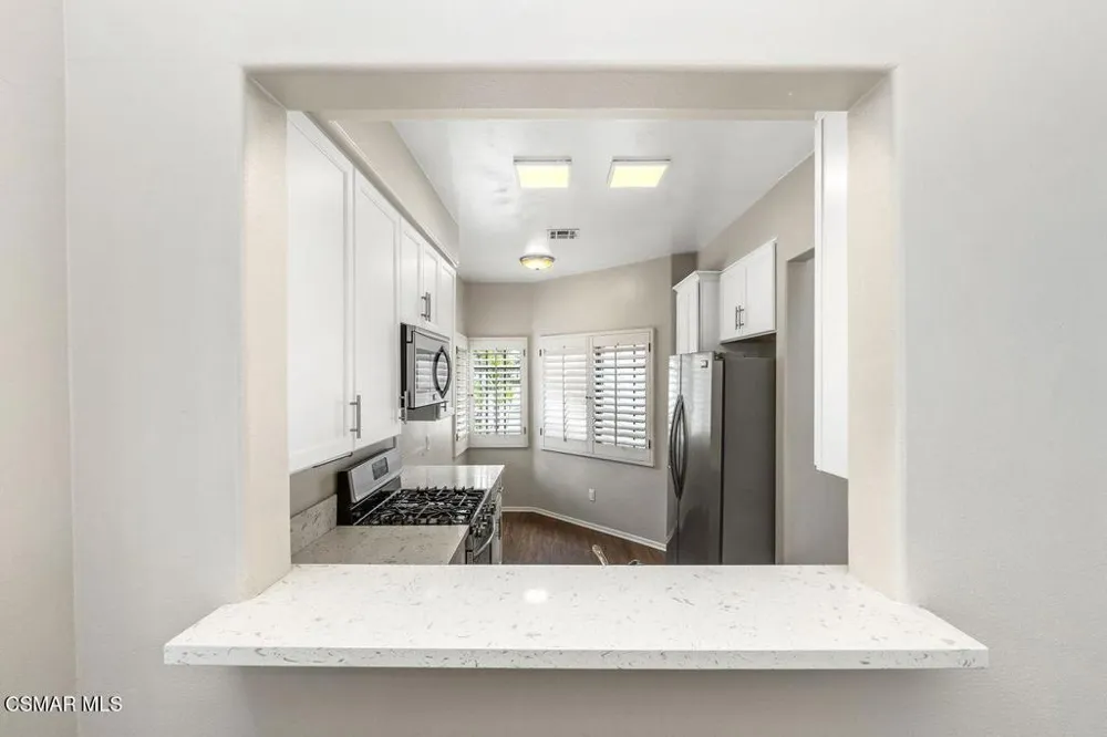 4819 La Rosa Drive Oak Park, CA 91377