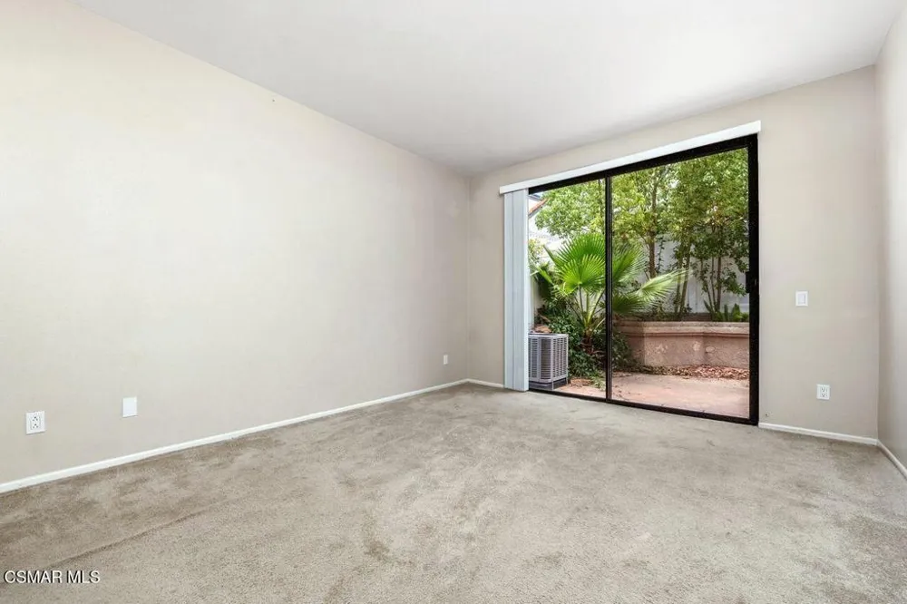 4819 La Rosa Drive Oak Park, CA 91377