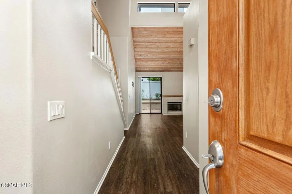 4819 La Rosa Drive Oak Park, CA 91377