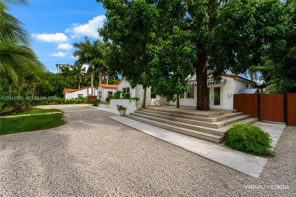 1110 NW North River Dr Miami, FL 33136